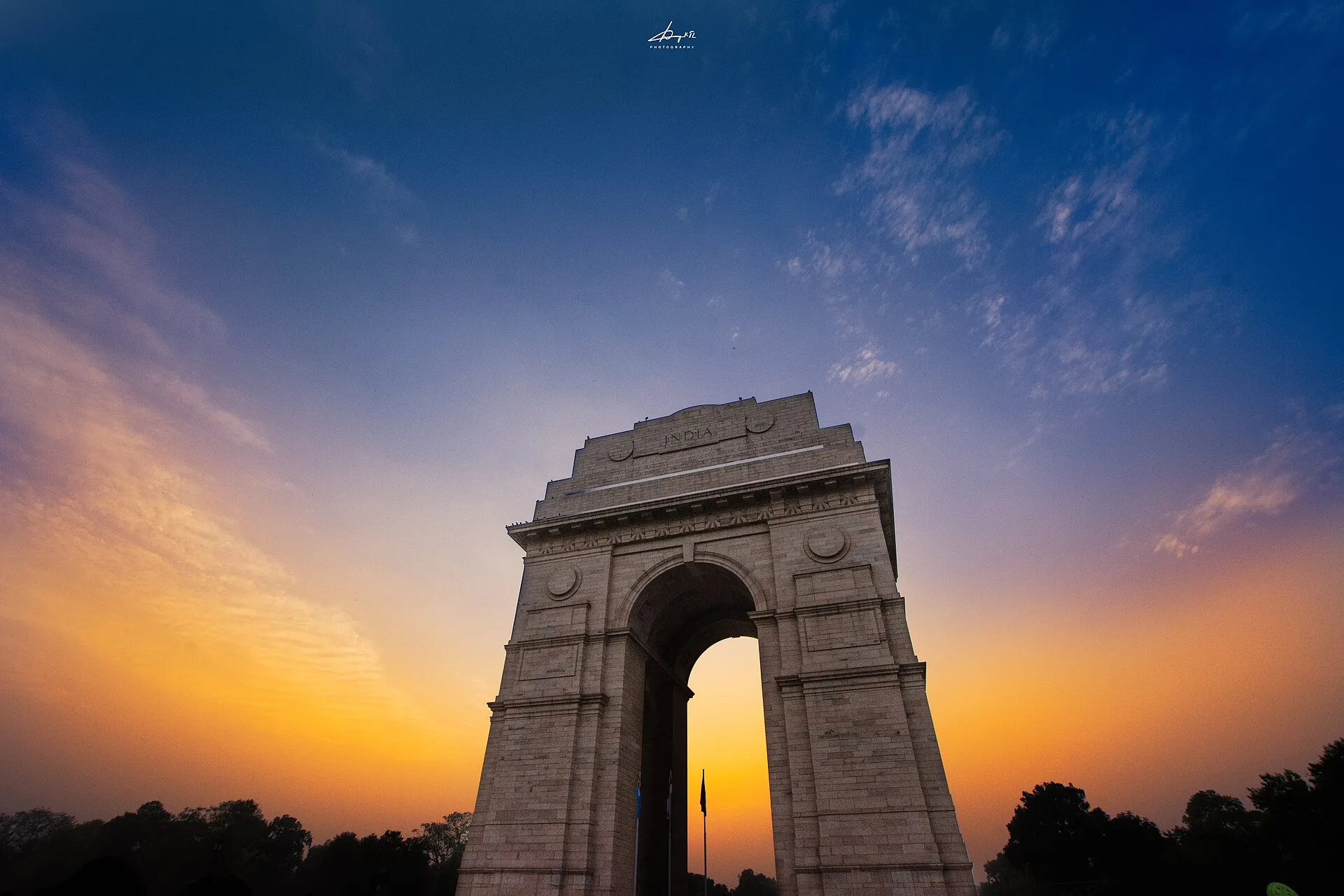 L'India Gate de New Delhi au coucher du soleil