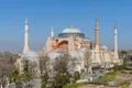 Sainte-Sophie à Istanbul sous un ciel bleu